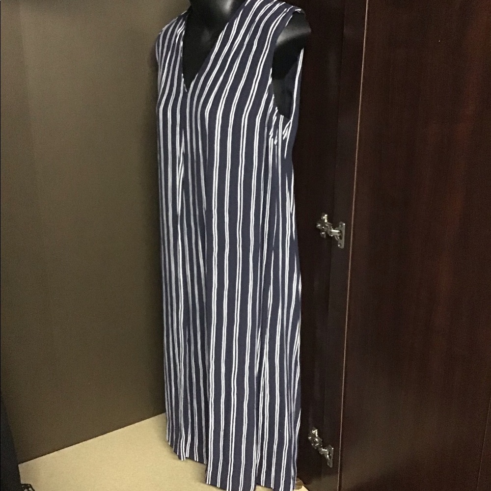 Ladies dress